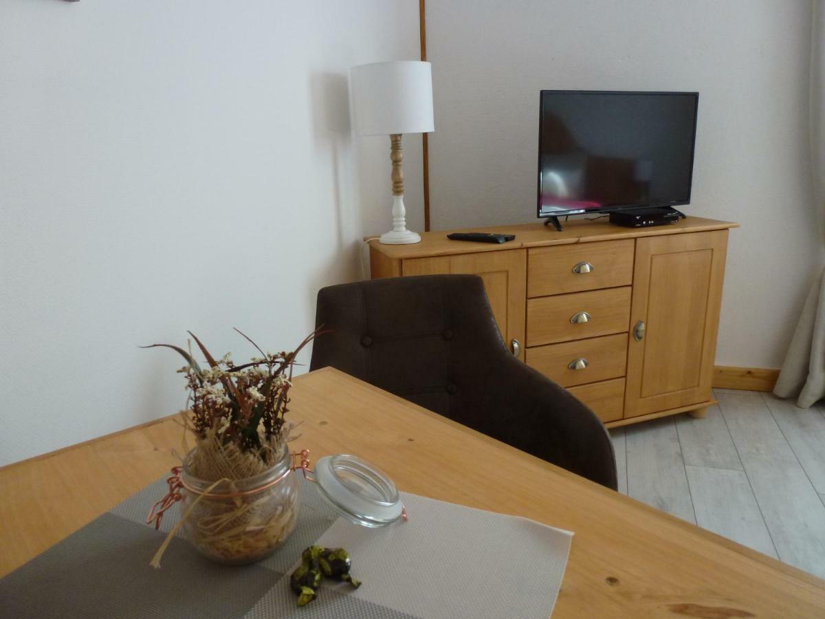 Redspring Chambres D'Hotes Coligny Exterior foto